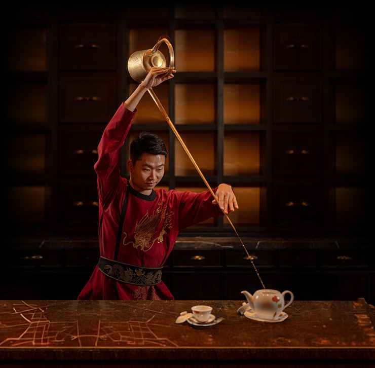 Art of Chinese Opera (Face Changing) Kung Fu Tea Master Harry Gu | Red Lantern