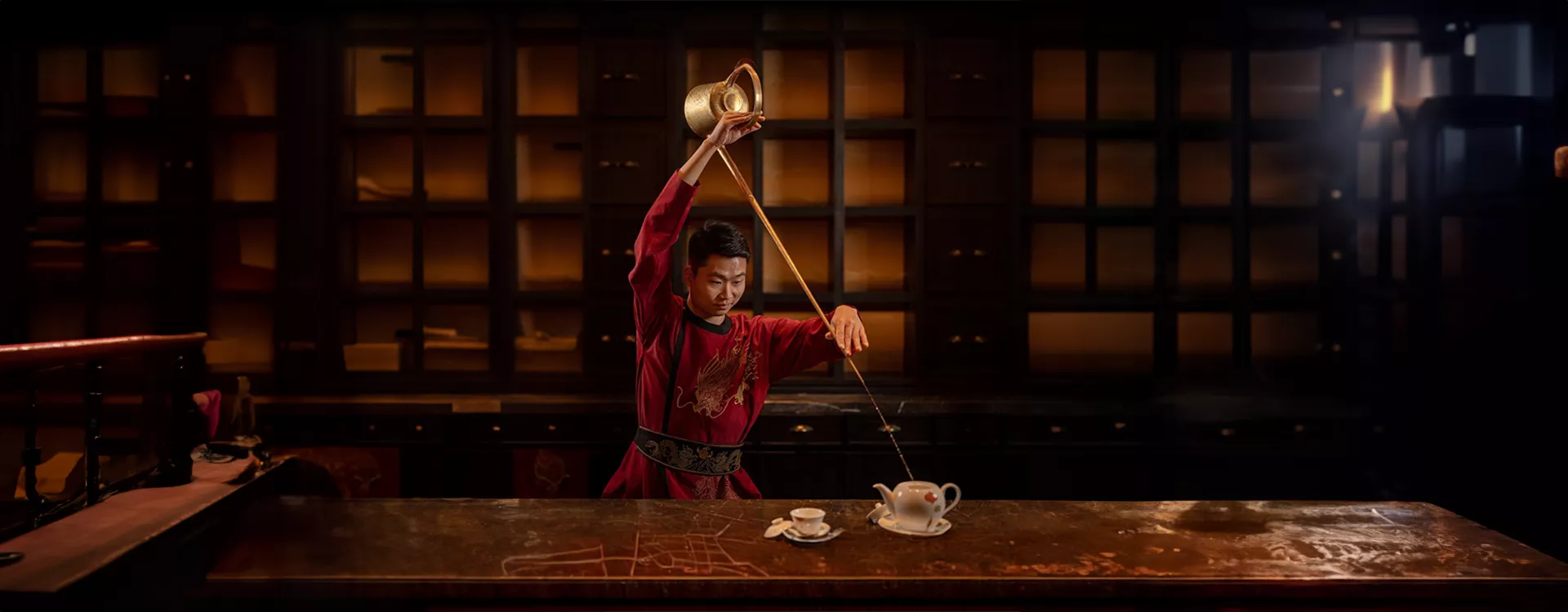 Art of Chinese Opera (Face Changing) Kung Fu Tea Master Harry Gu | Red Lantern