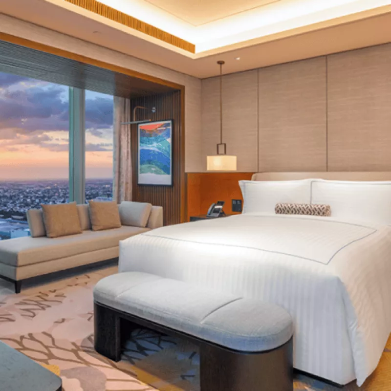 Solaire Resort North Anniversary Room Offer
